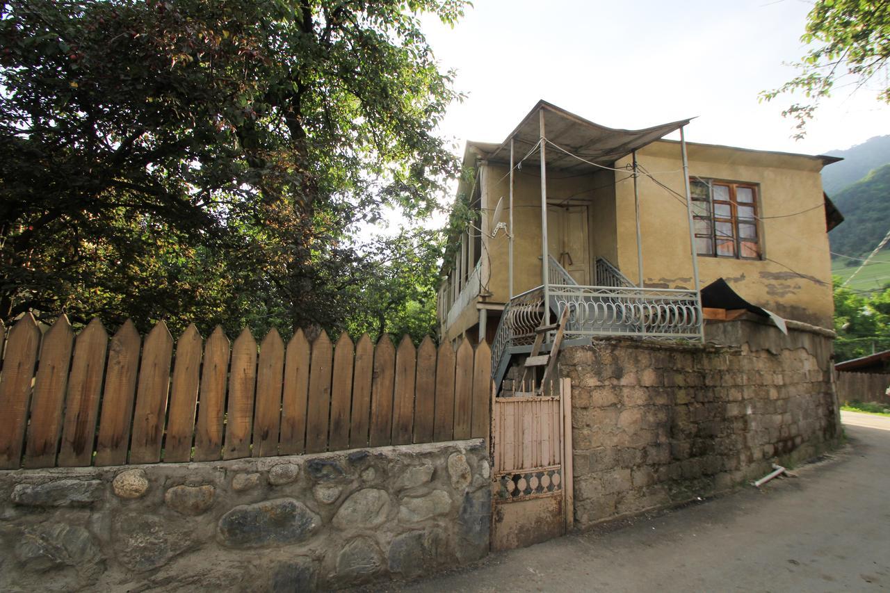 Skier'S House Mestia Exterior photo